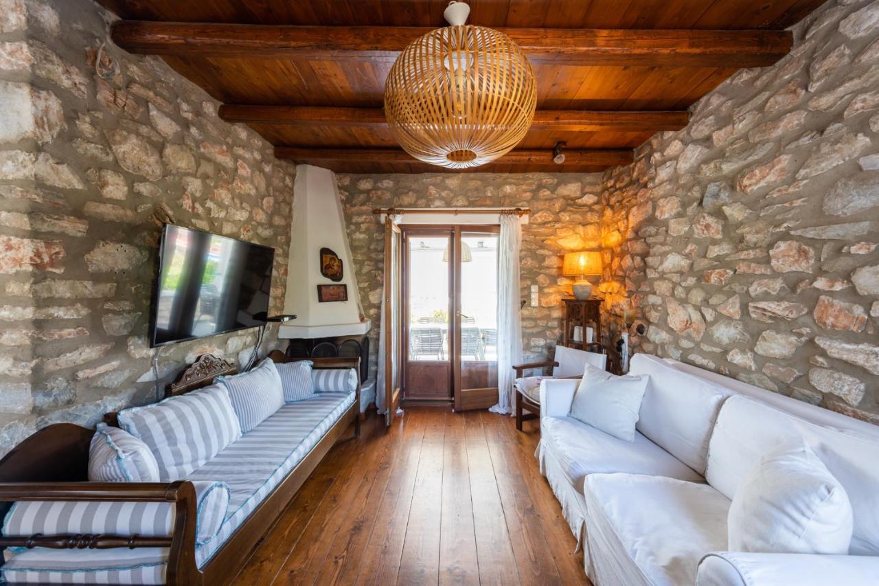 Panorama Maisonette Ливадия Екстериор снимка